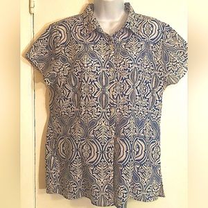 Eddie Bauer Print Button Front Shirt . Lightweight Blue Off White design. W’s L